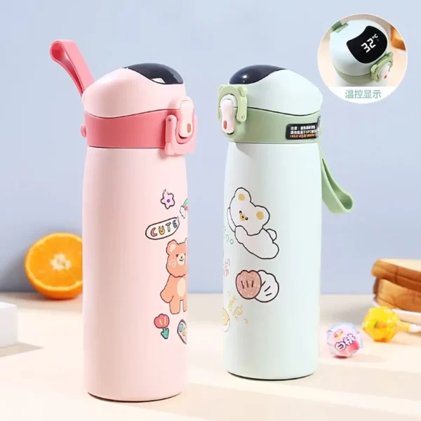 Insulated kids temperature sipper on table