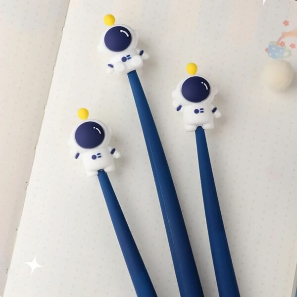 Wiggle pen for kids on white background