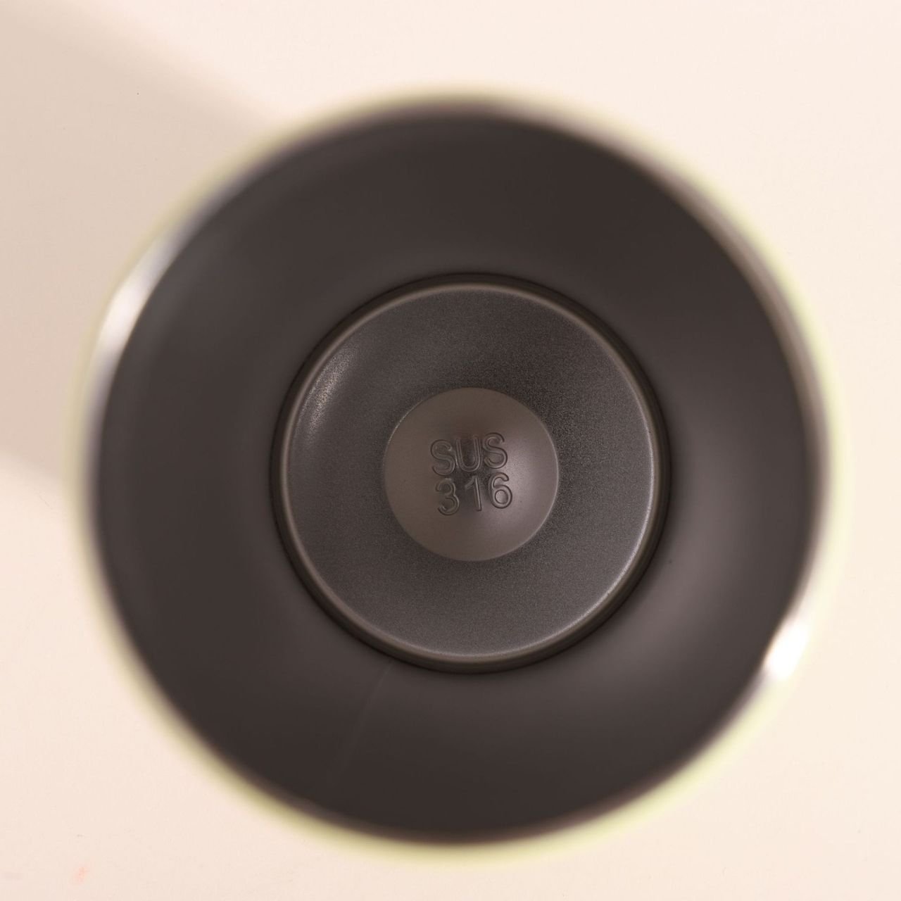 Stainless Steel Insulated Tumbler with Straw & Handle | Leakproof & Portable | 600 ML | Assorted Colors | Box Packing - Image 6