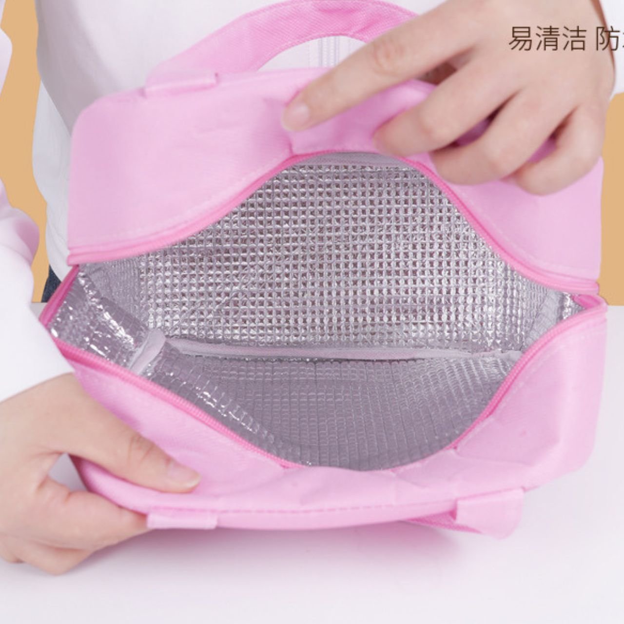 Cartoon Printed Portable Insulated Lunch Bag with Handle | Oxford fabric | Zip Closure | 22*11*24 Cm | Assorted Colors | OPP Packing - Image 4