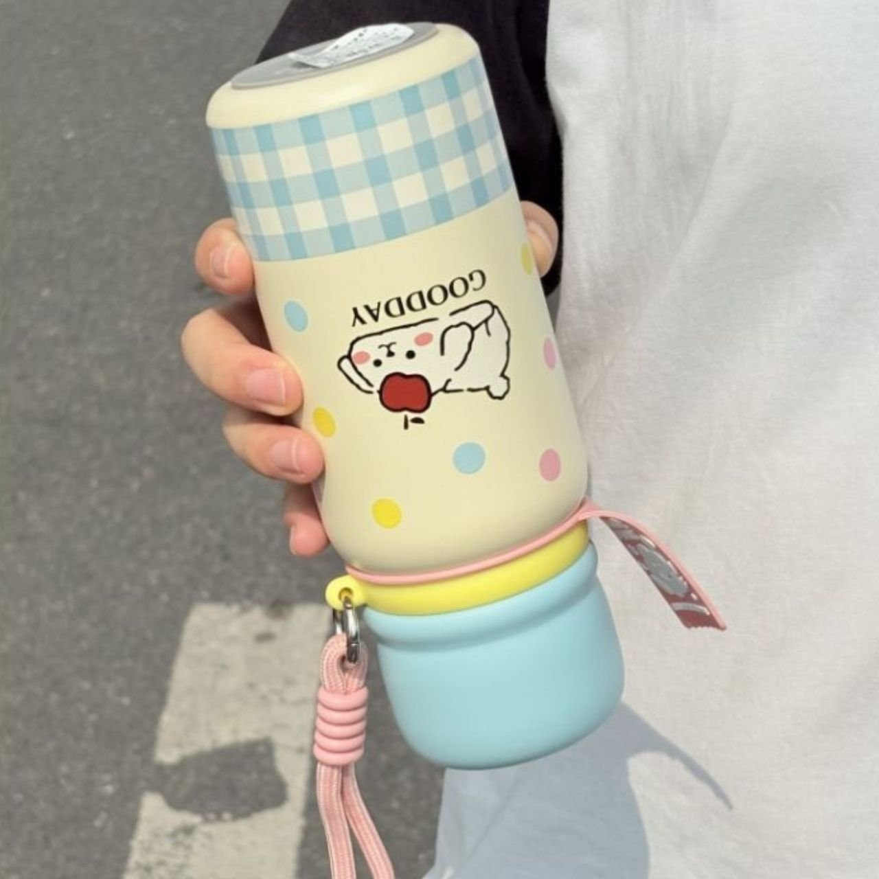 Stainless Steel Kawaii Kids Sipper with Carry Strap | Double wall Insulation | Cartoon Printed | Portable & Leakproof | 500 ML | Assorted Colors | Box Packing - Image 3