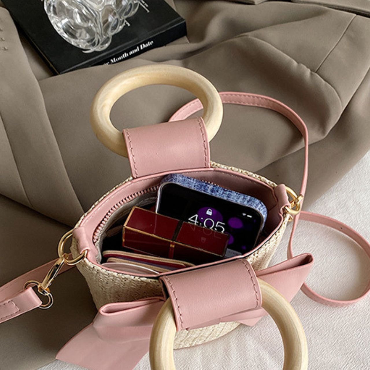 Premium Woven Straw Handbag With Large Bow | Wooden Round Handle & Adjustable Shoulder Strap | Zip Closure | 15x11x15 Cm | Assorted Colors | OPP Packing - Image 5