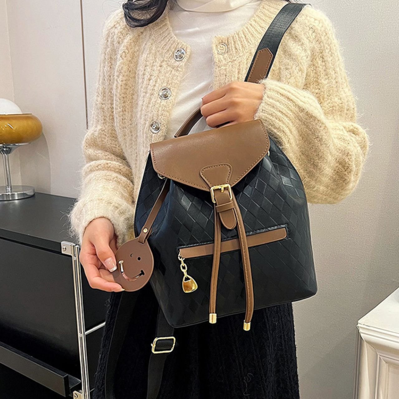 PU Leather Ladies Travel Backpack | 2 Pockets | Drawstring Closure | Adjustable Shoulder Strap | 21x13x26 Cm | Assorted Colors | OPP Packing - Image 4