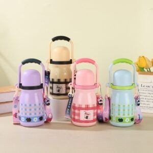 Stainless Steel Kids Sipper with Straw | Double wall Insulation | Portable & Leakproof | Adjustable Strap & Handle | Printed | 600 ML | Assorted Colors | Box Packing