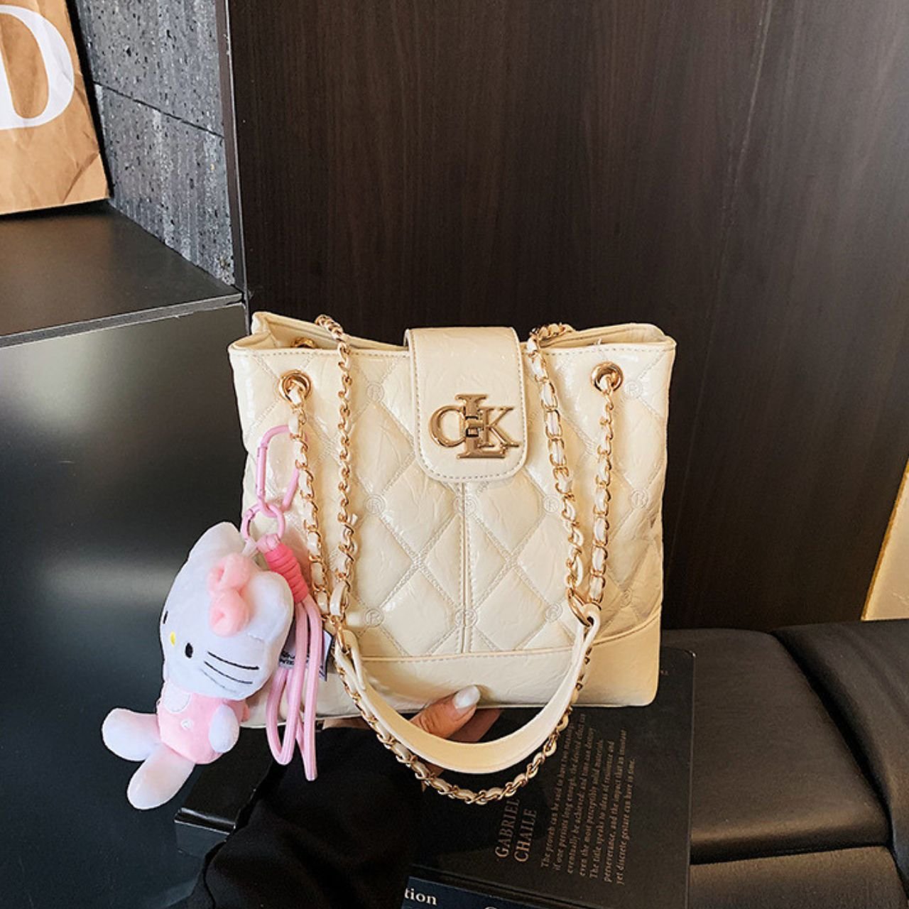 PU Leather Glossy Quilted Patent Tote Bag with Gold Chain Strap | Zip Closure | 31x24x7.5 Cm | Assorted Colors | OPP Packing - Image 3